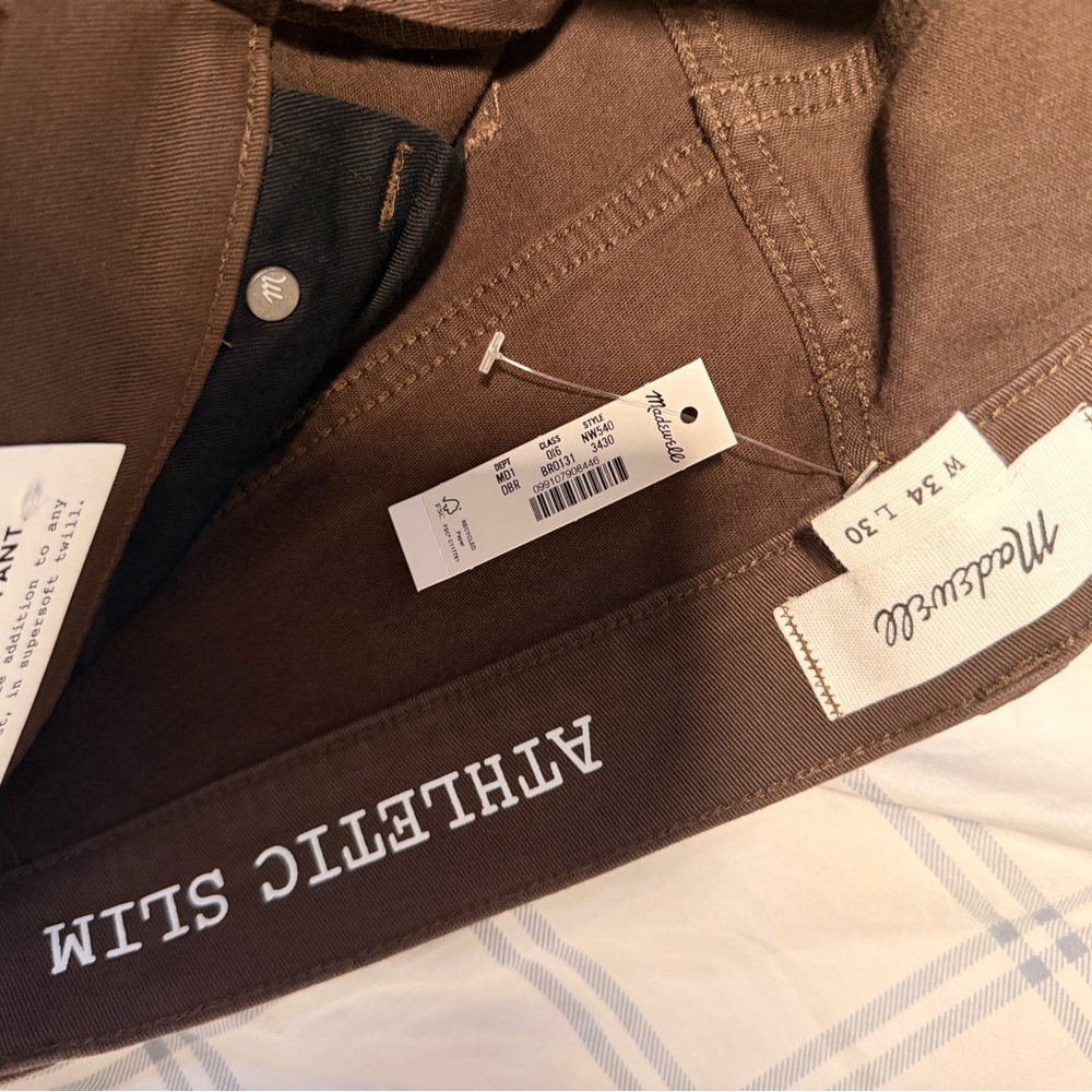 Madewell Men’s Athletic Slim Brown Chinos NEW